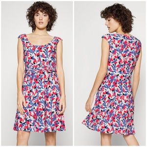 LRL Lauren Ralph Lauren Floral Jersey Stretchy Dress Size 8 nwt